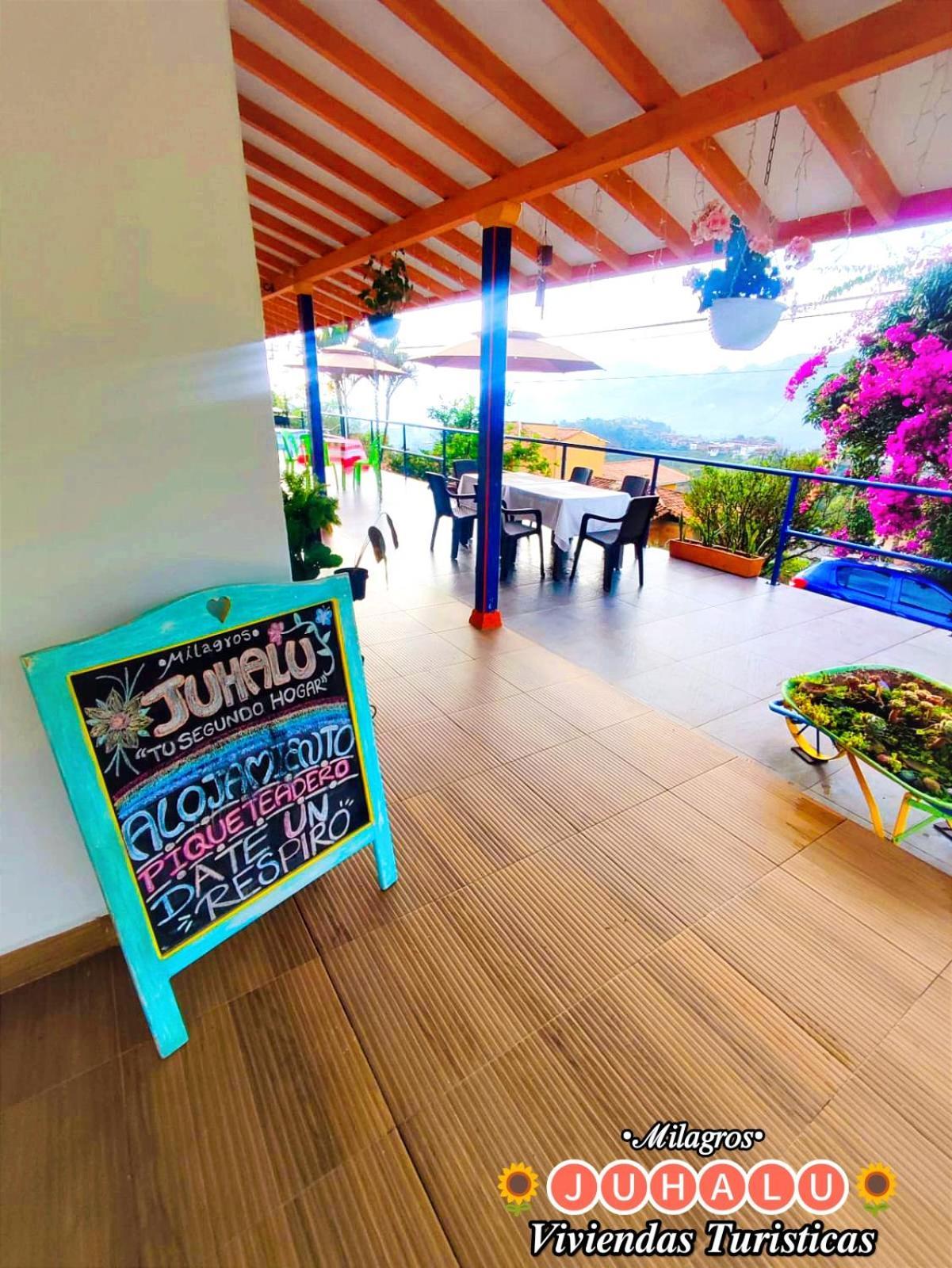 ᒍᑌᕼᗩᒪᑌ Hotell Jericoc  Exteriör bild