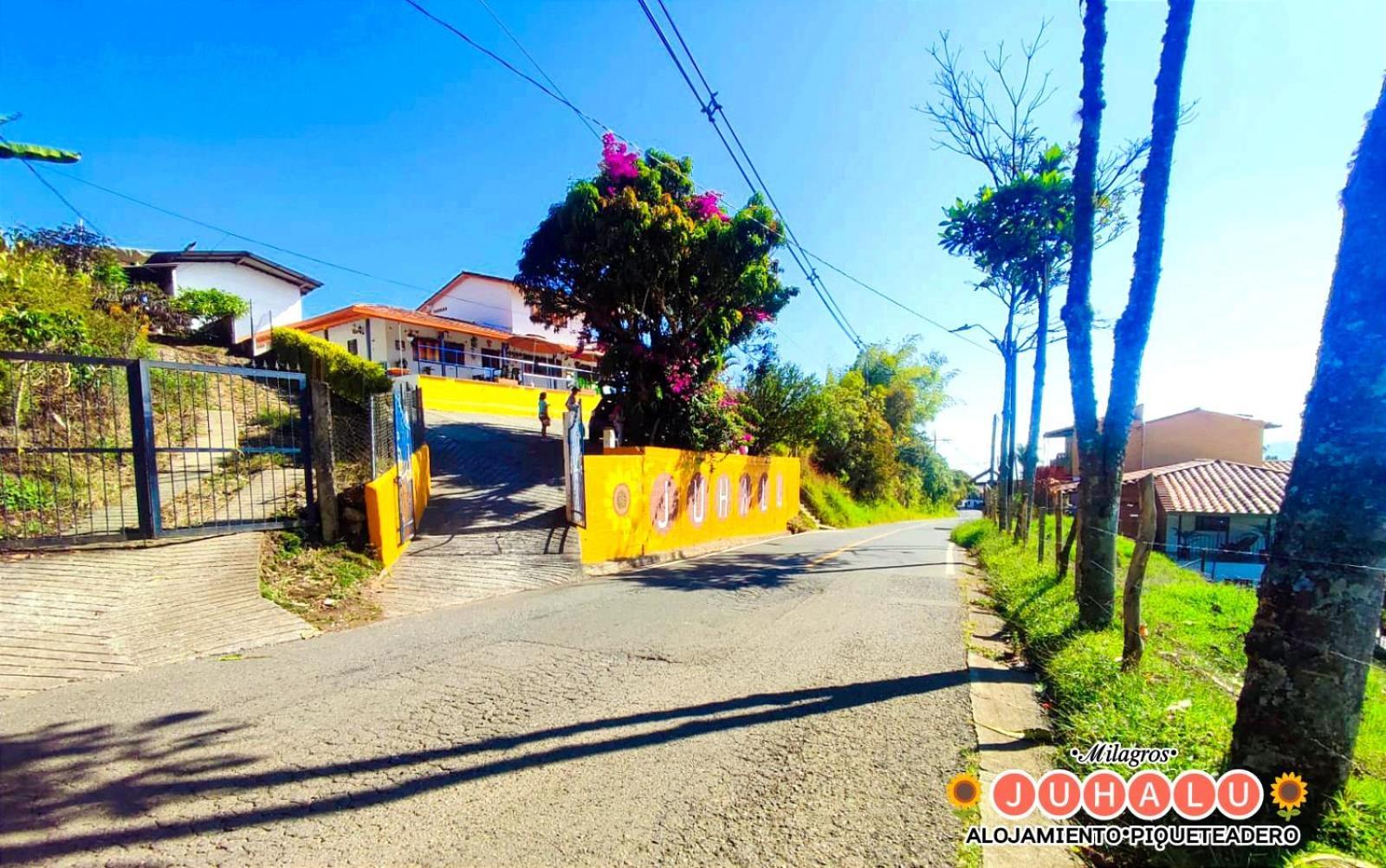 ᒍᑌᕼᗩᒪᑌ Hotell Jericoc  Exteriör bild